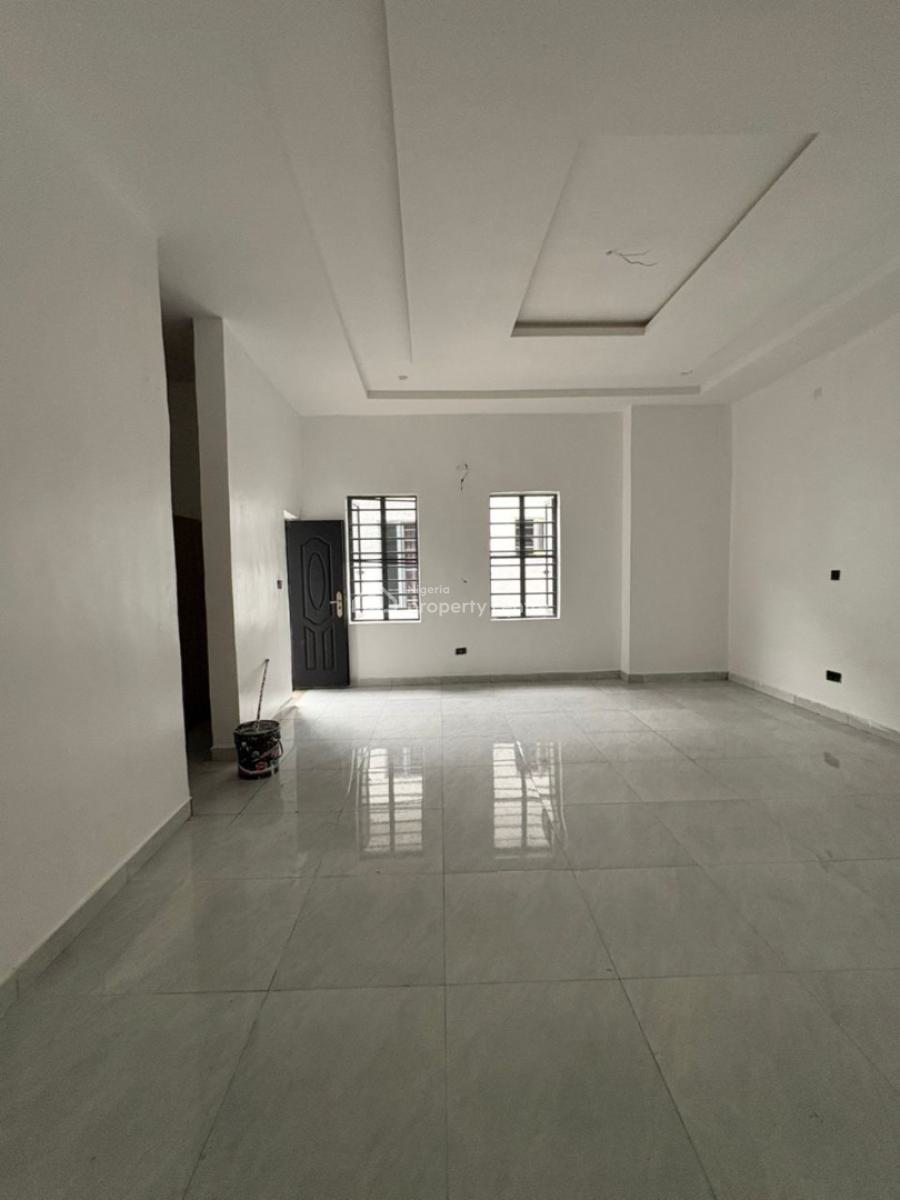 Shared Apartment, Mahami Pharmacy Street, Before Oba Amusa Street, Royal Pine Gate 3, Or, Lekki, Lagos, Self Contain (single Rooms) for Rent