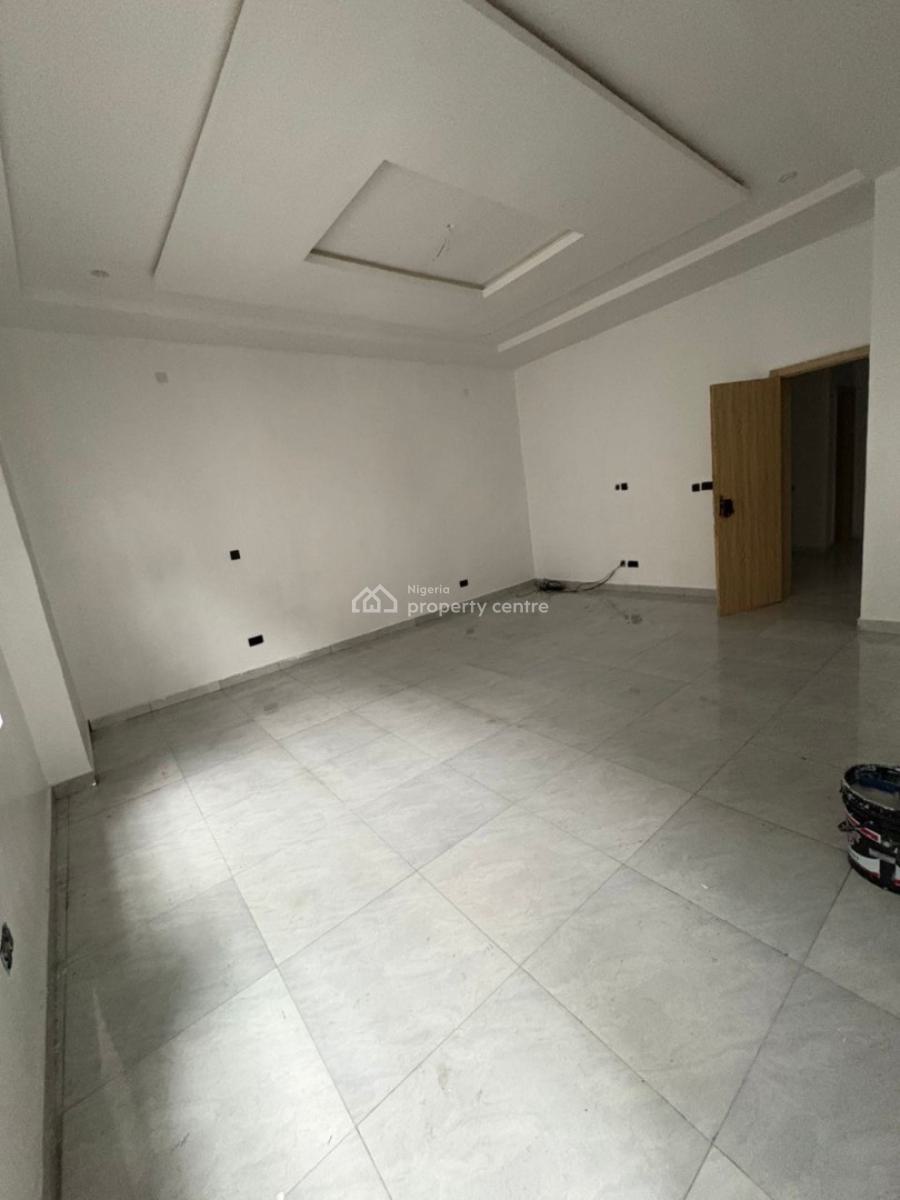 Shared Apartment, Mahami Pharmacy Street, Before Oba Amusa Street, Royal Pine Gate 3, Or, Lekki, Lagos, Self Contain (single Rooms) for Rent