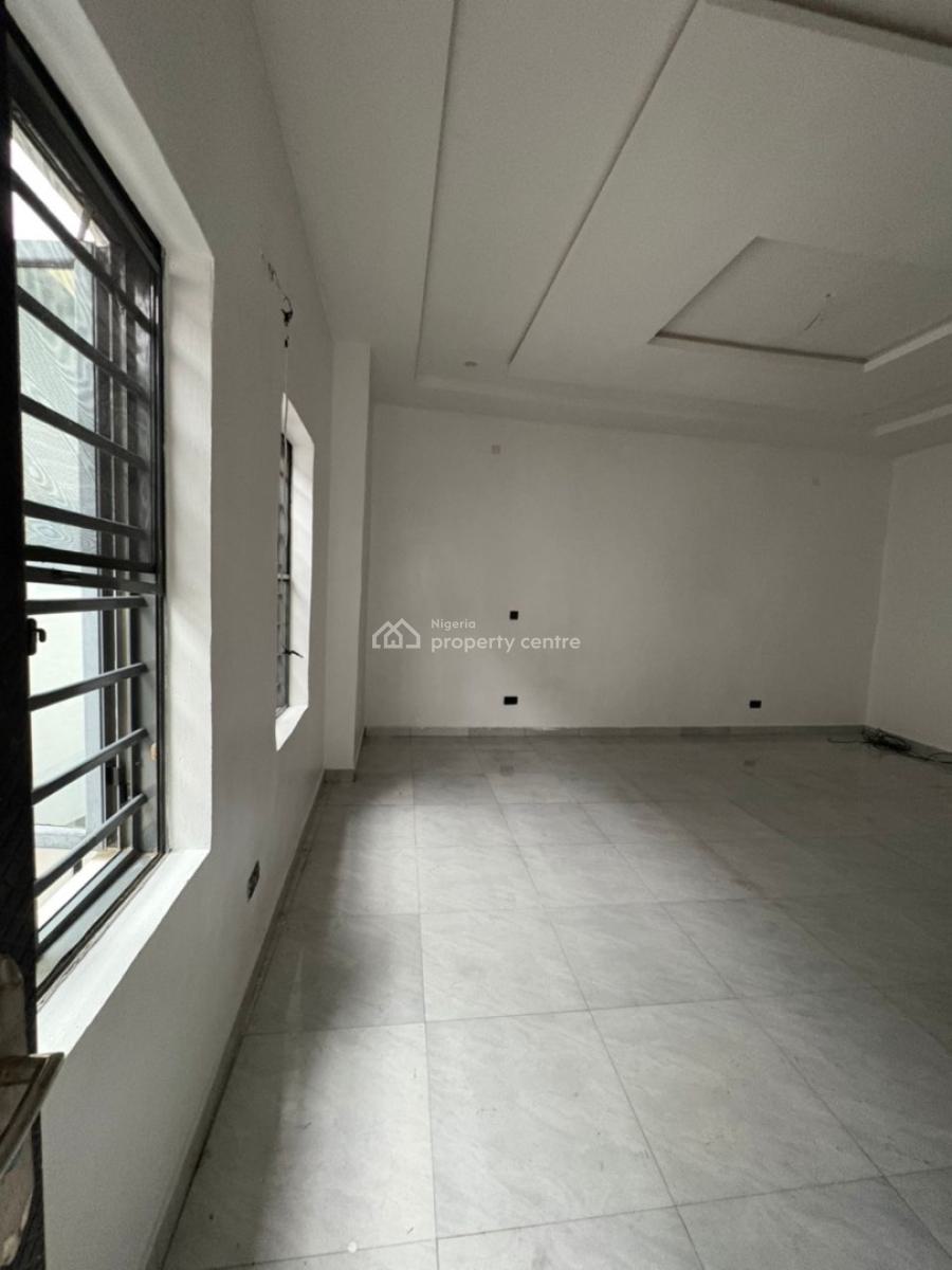Shared Apartment, Mahami Pharmacy Street, Before Oba Amusa Street, Royal Pine Gate 3, Or, Lekki, Lagos, Self Contain (single Rooms) for Rent