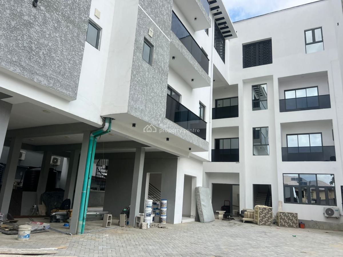 2bedroom Apartment Upstairs, Lekki Phase 1, Lekki, Lagos, Flat / Apartment for Rent