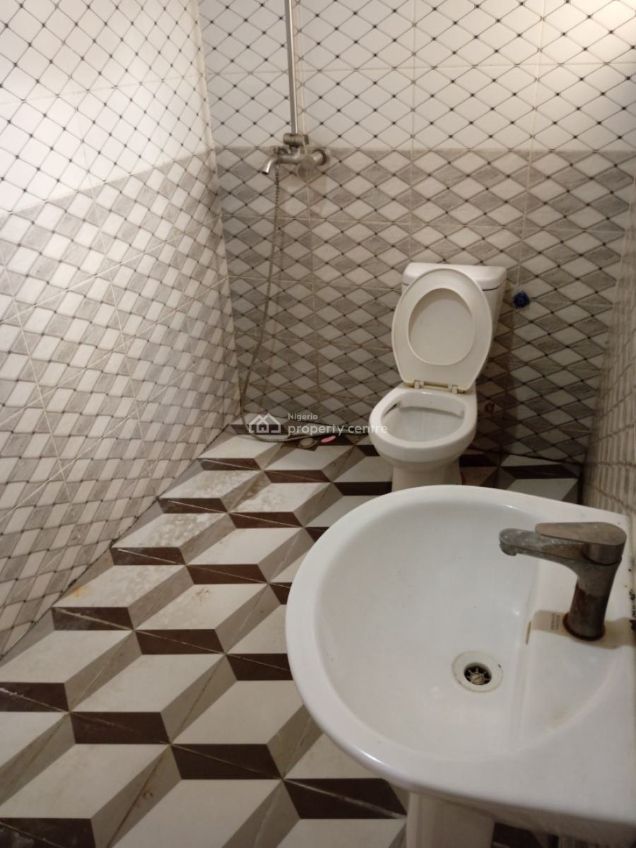 a Well Finished 2bedroom Flat at River Park, River Park Estate Cluster3, Lugbe District, Abuja, Flat / Apartment for Rent