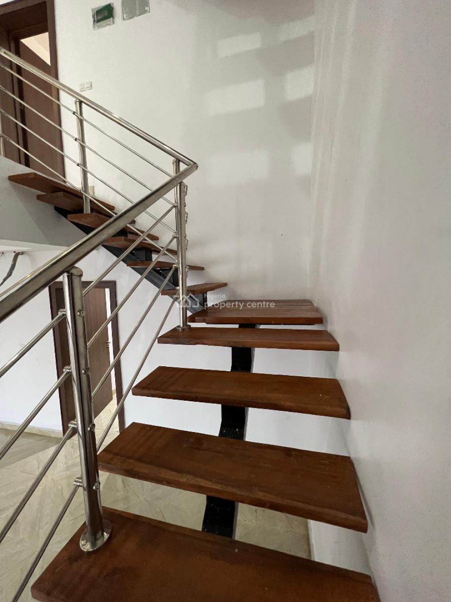 Contemporary Spacious 4 Bedroom Terrace Duplex with Bq ,gym and Pool, Lekki Phase 1, Lekki, Lagos, Terraced Duplex for Sale