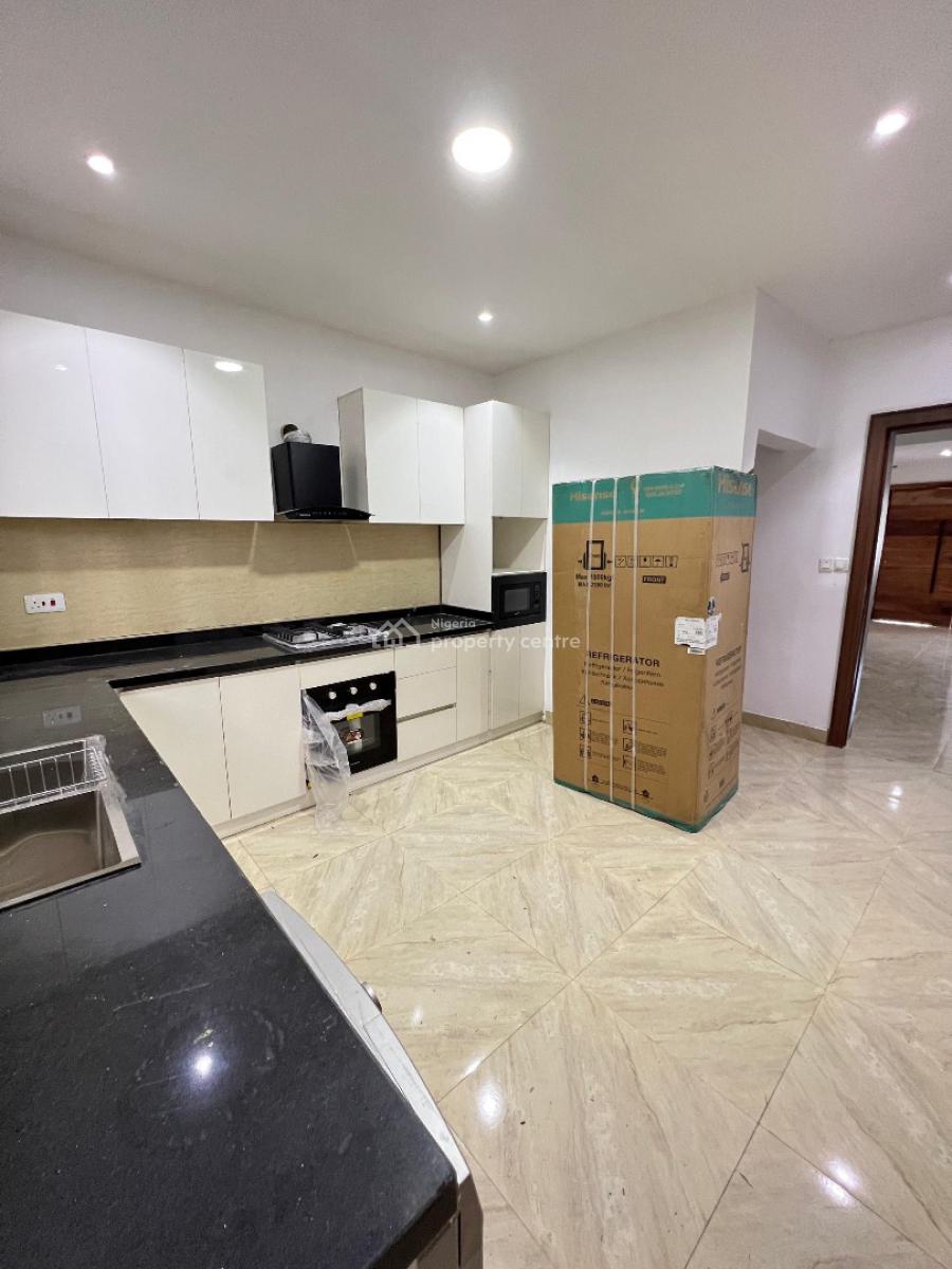 Contemporary Spacious 4 Bedroom Terrace Duplex with Bq ,gym and Pool, Lekki Phase 1, Lekki, Lagos, Terraced Duplex for Sale