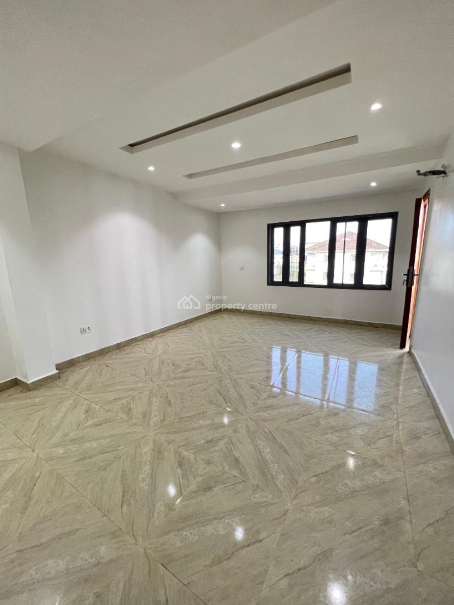 Contemporary Spacious 4 Bedroom Terrace Duplex with Bq ,gym and Pool, Lekki Phase 1, Lekki, Lagos, Terraced Duplex for Sale