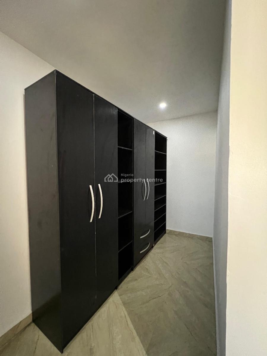 Contemporary Spacious 4 Bedroom Terrace Duplex with Bq ,gym and Pool, Lekki Phase 1, Lekki, Lagos, Terraced Duplex for Sale