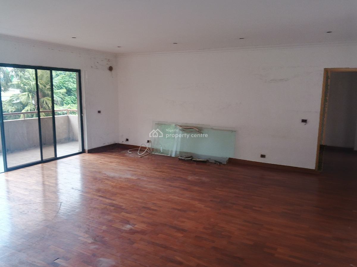 3 Bedrooms 3rd Floor Self Serviced Flat with Bq in a Block of 6 Flats, Near Eko Hotel Round About, Victoria Island (vi), Lagos, Flat / Apartment for Rent