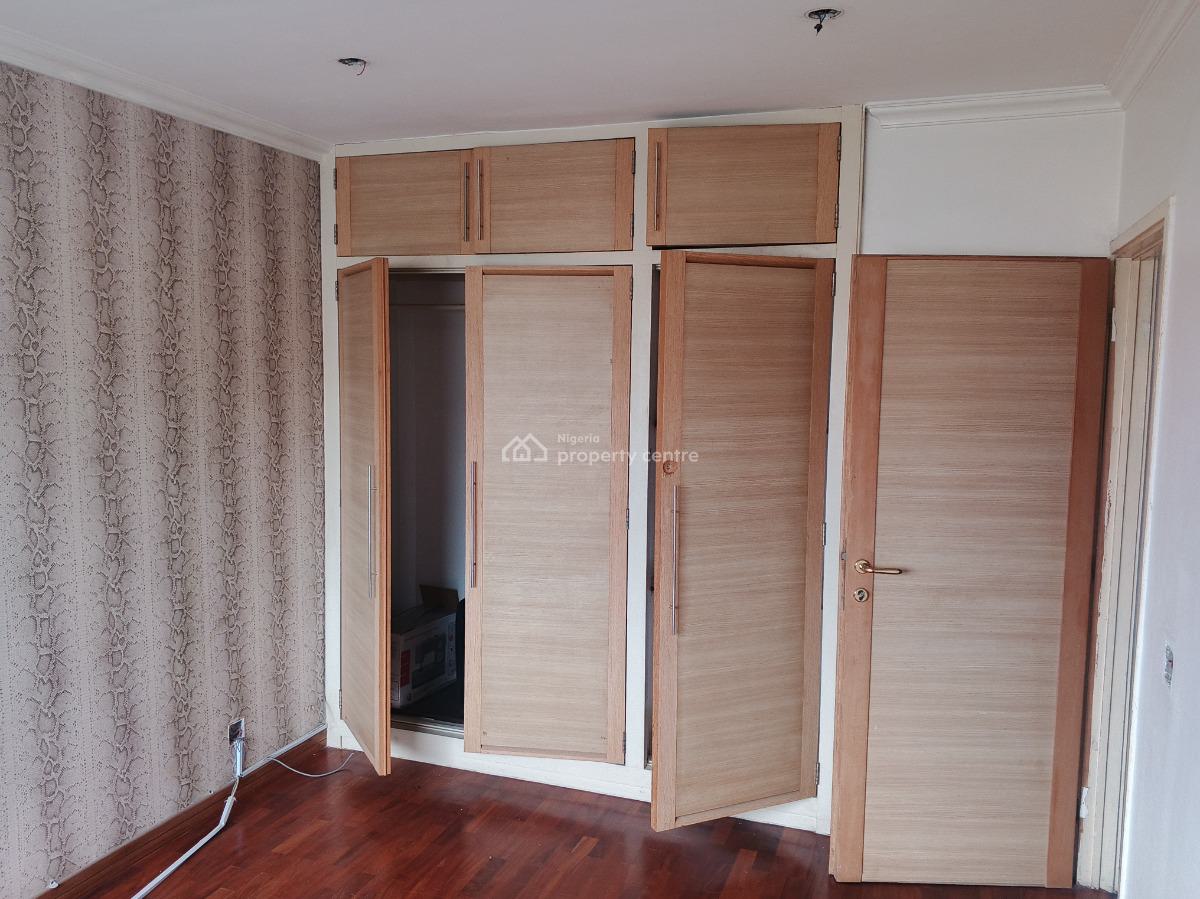 3 Bedrooms 3rd Floor Self Serviced Flat with Bq in a Block of 6 Flats, Near Eko Hotel Round About, Victoria Island (vi), Lagos, Flat / Apartment for Rent