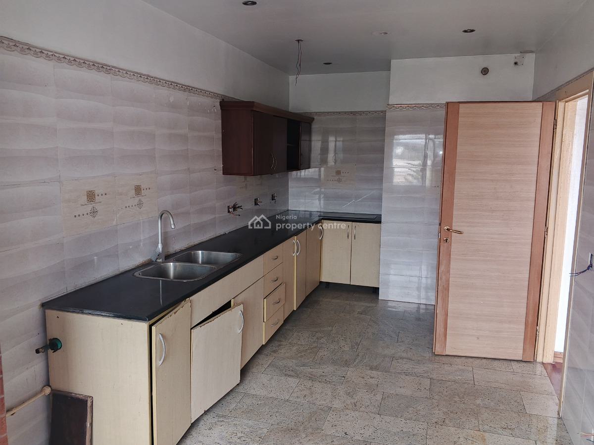 3 Bedrooms 3rd Floor Self Serviced Flat with Bq in a Block of 6 Flats, Near Eko Hotel Round About, Victoria Island (vi), Lagos, Flat / Apartment for Rent