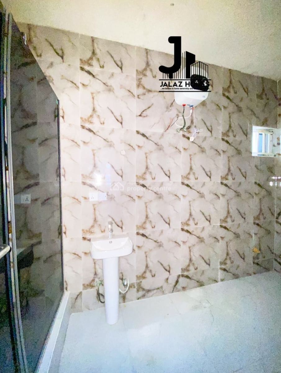 2 Bedroom Apartment, Ajah, Lagos, Flat / Apartment for Sale