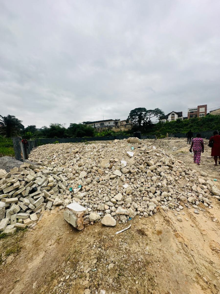 Exquisite Land in a Gated and Secured Location with Good Title, Gra Phase 2, Magodo, Lagos, Mixed-use Land for Sale