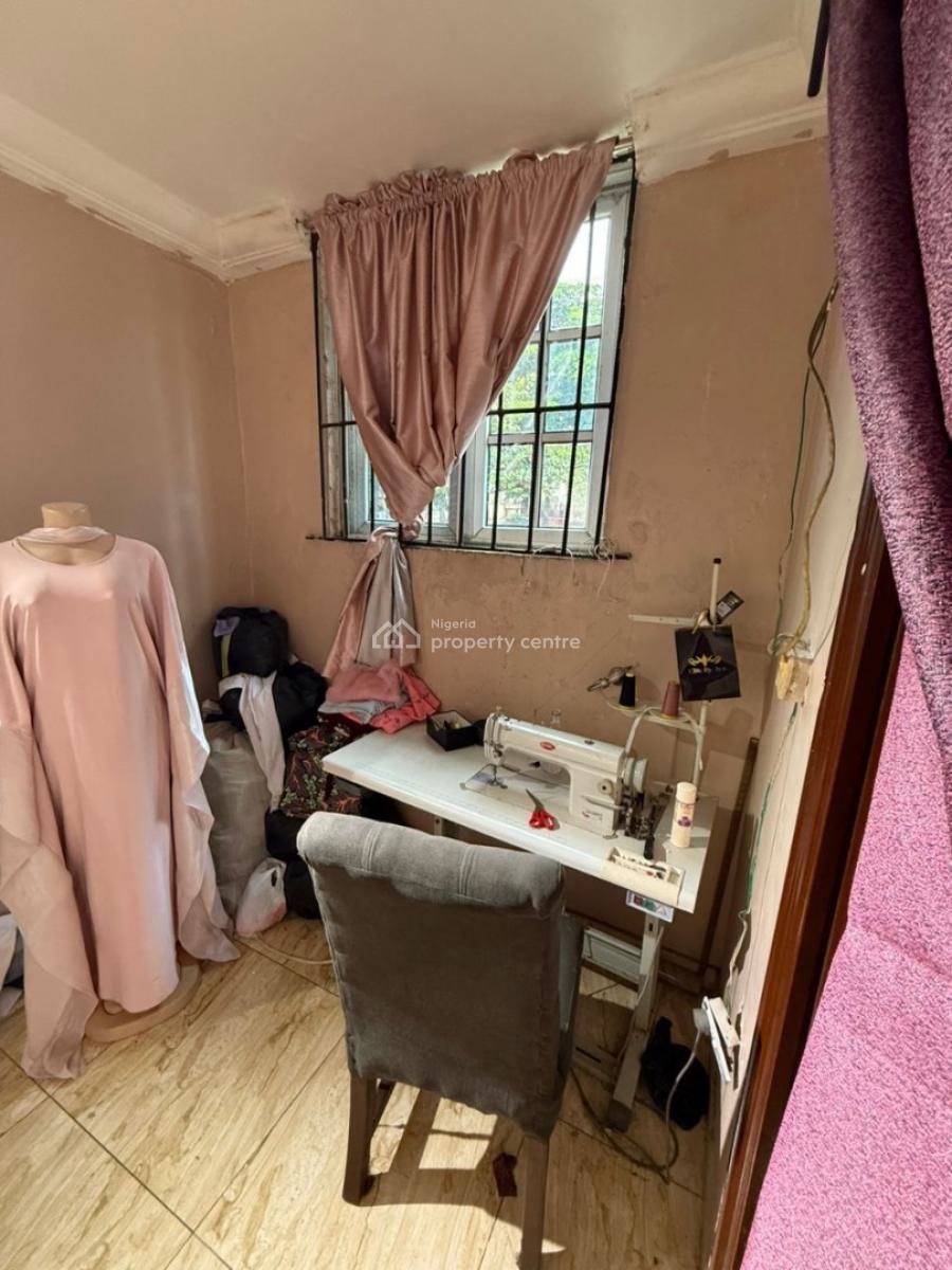 2 Bedroom with One Living Room, Zone 2, Wuse, Abuja, Block of Flats for Sale