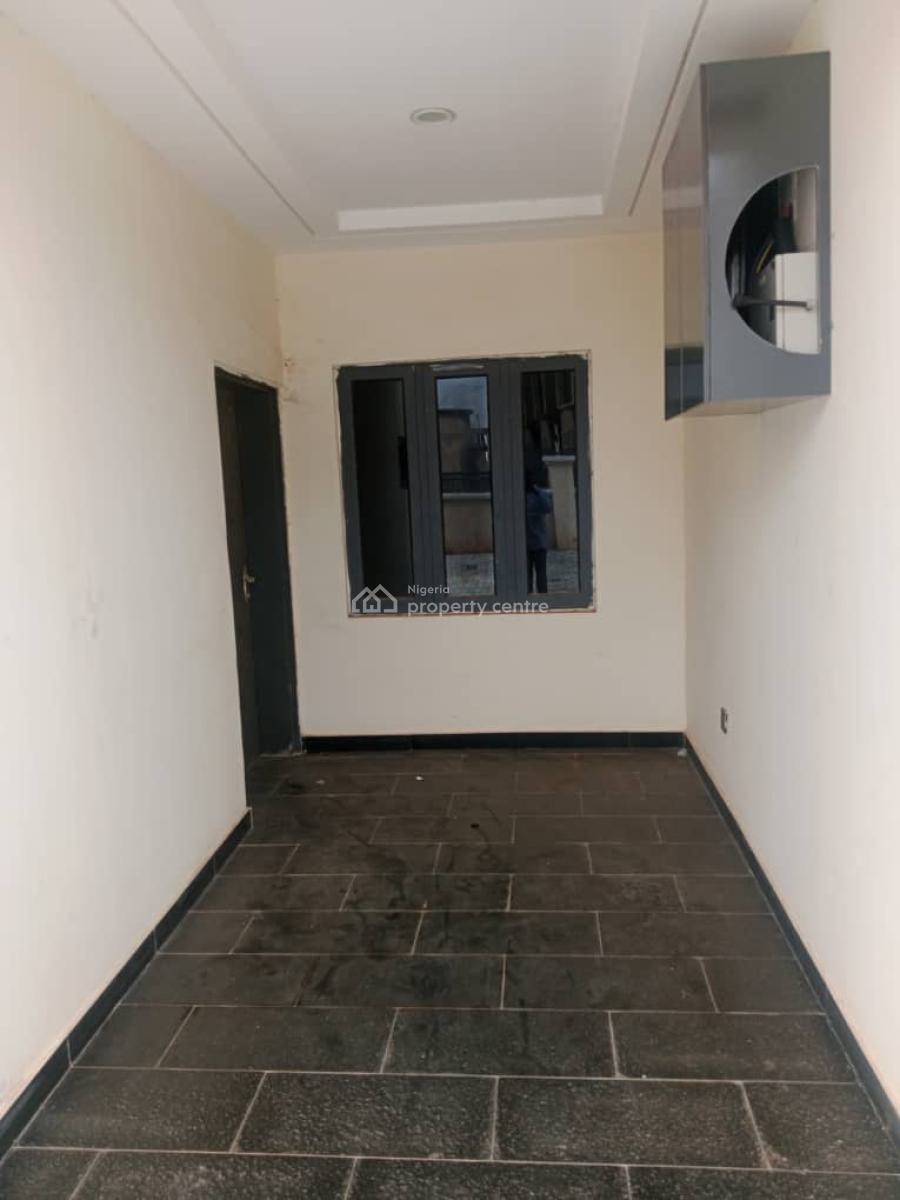 Luxurious and Spacious 5 Bedroom Terrace Duplex, Jahi, Abuja, Terraced Duplex for Rent
