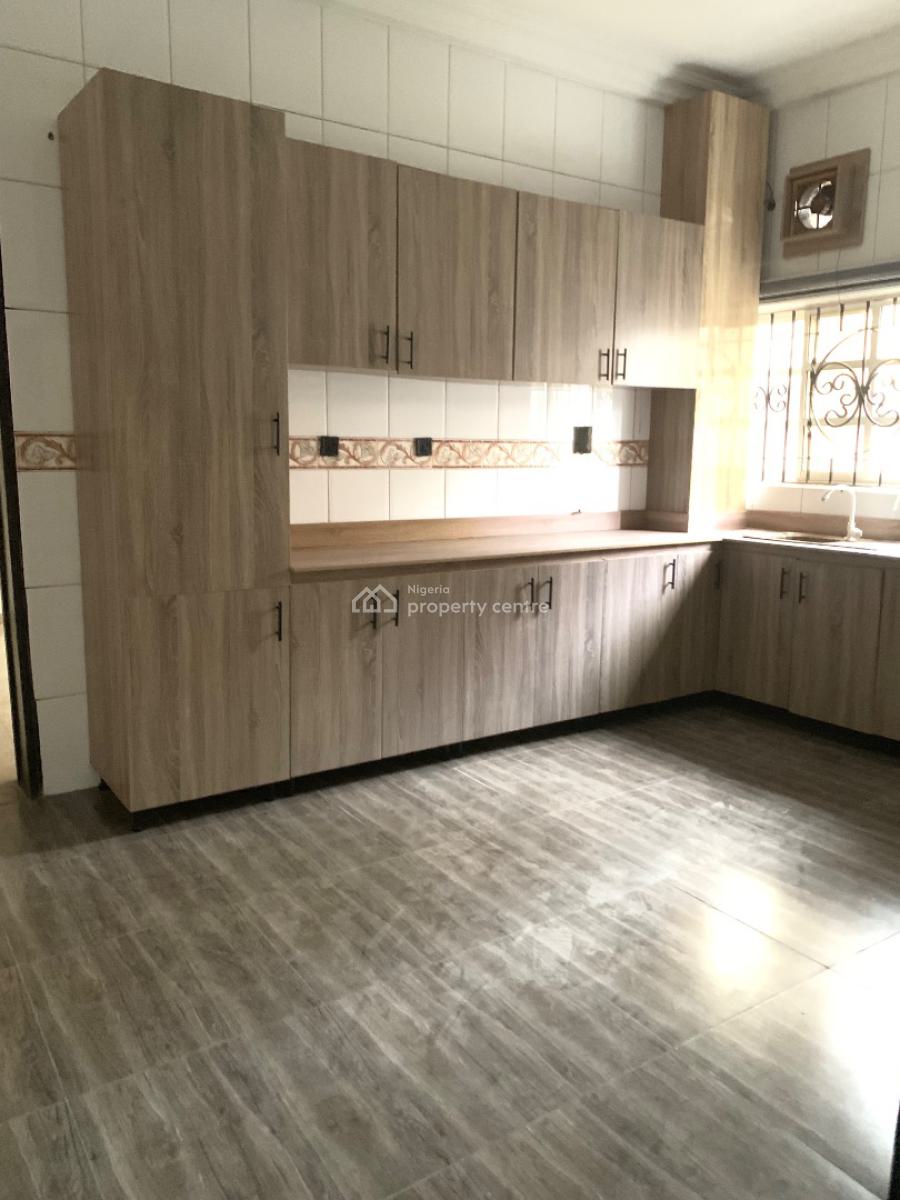 Well-maintained 5-bedroom Duplex with a Room Bq  in a Serene Neighborh, Lekki Phase 1, Lekki Phase 1, Lekki, Lagos, Detached Duplex for Rent