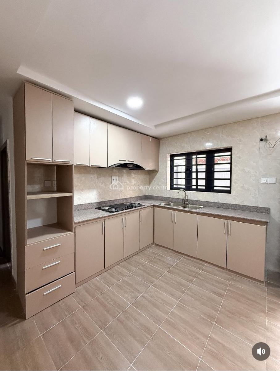 4 Bedroom Terrace Duplex with Bq, Ologolo, Lekki, Lagos, Detached Duplex for Sale