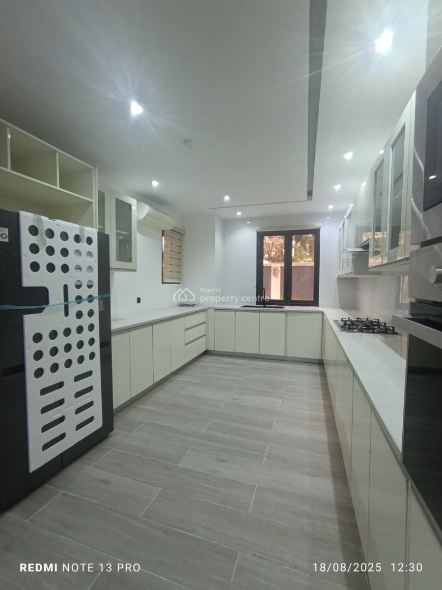 Fully Furnished 2 Bedroom Flat with Excellent, Thompson Avenue, Old Ikoyi, Ikoyi, Lagos, Flat / Apartment for Rent