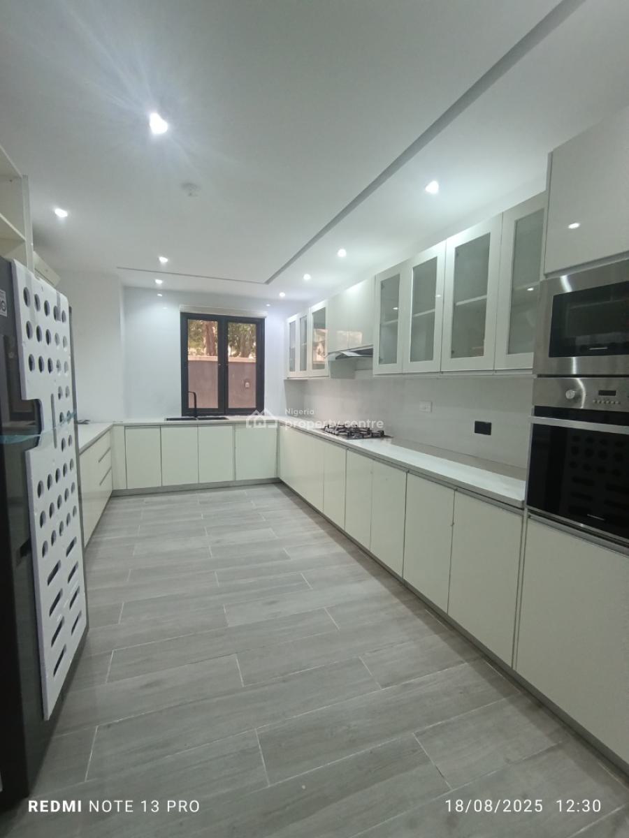Fully Furnished 2 Bedroom Flat with Excellent, Thompson Avenue, Old Ikoyi, Ikoyi, Lagos, Flat / Apartment for Rent