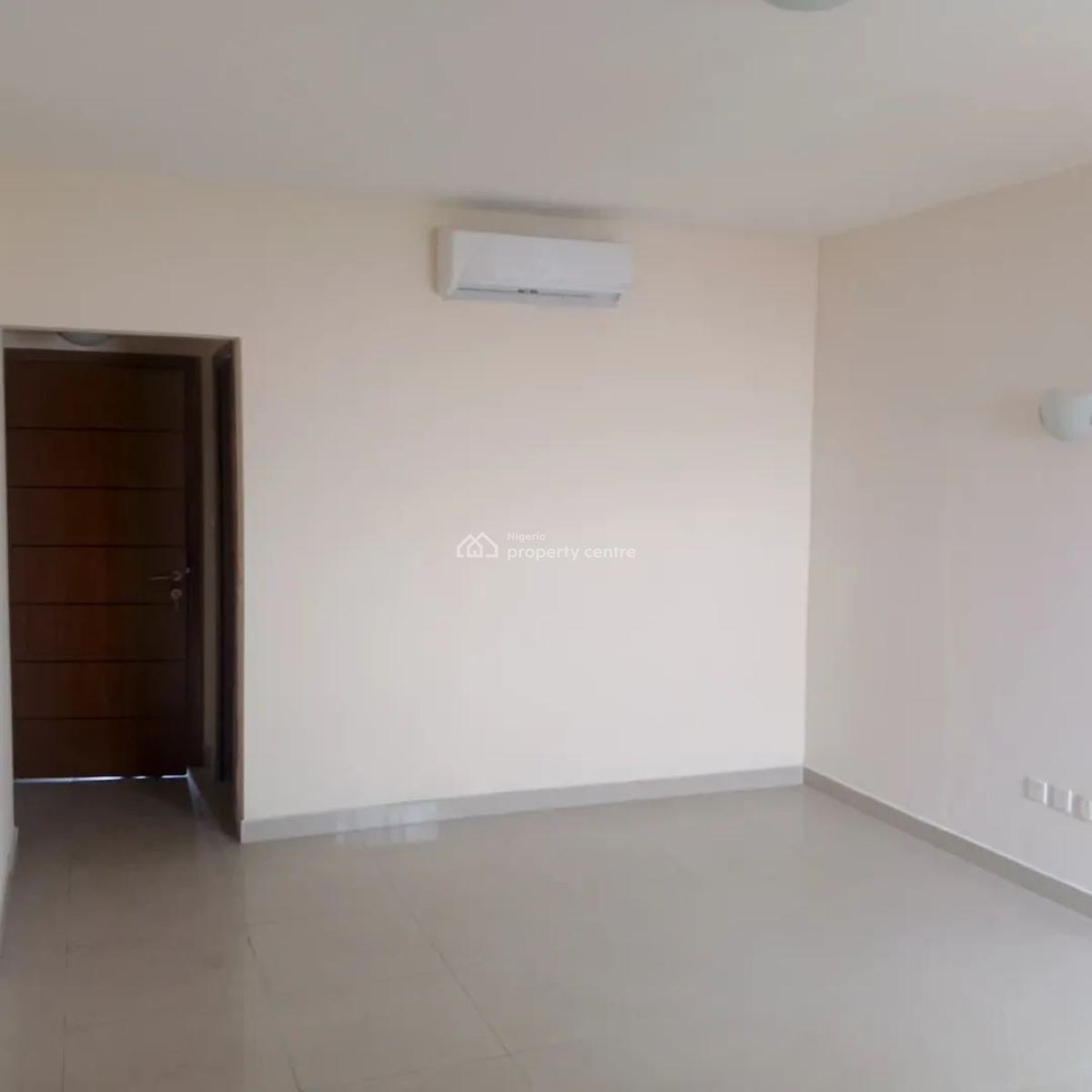 3 Bedrooms 7th Floor Tastefully Finished Water Front & Bq, Ikoyi Banana Island, Banana Island, Ikoyi, Lagos, Block of Flats for Sale