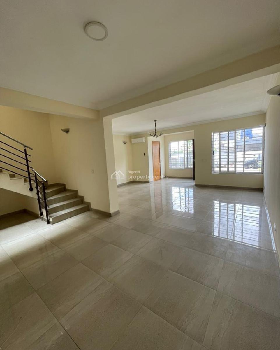 Purposefully Built 4 Bedroom Terrace, Lekki, Lekki Phase 1, Lekki, Lagos, Terraced Duplex for Sale