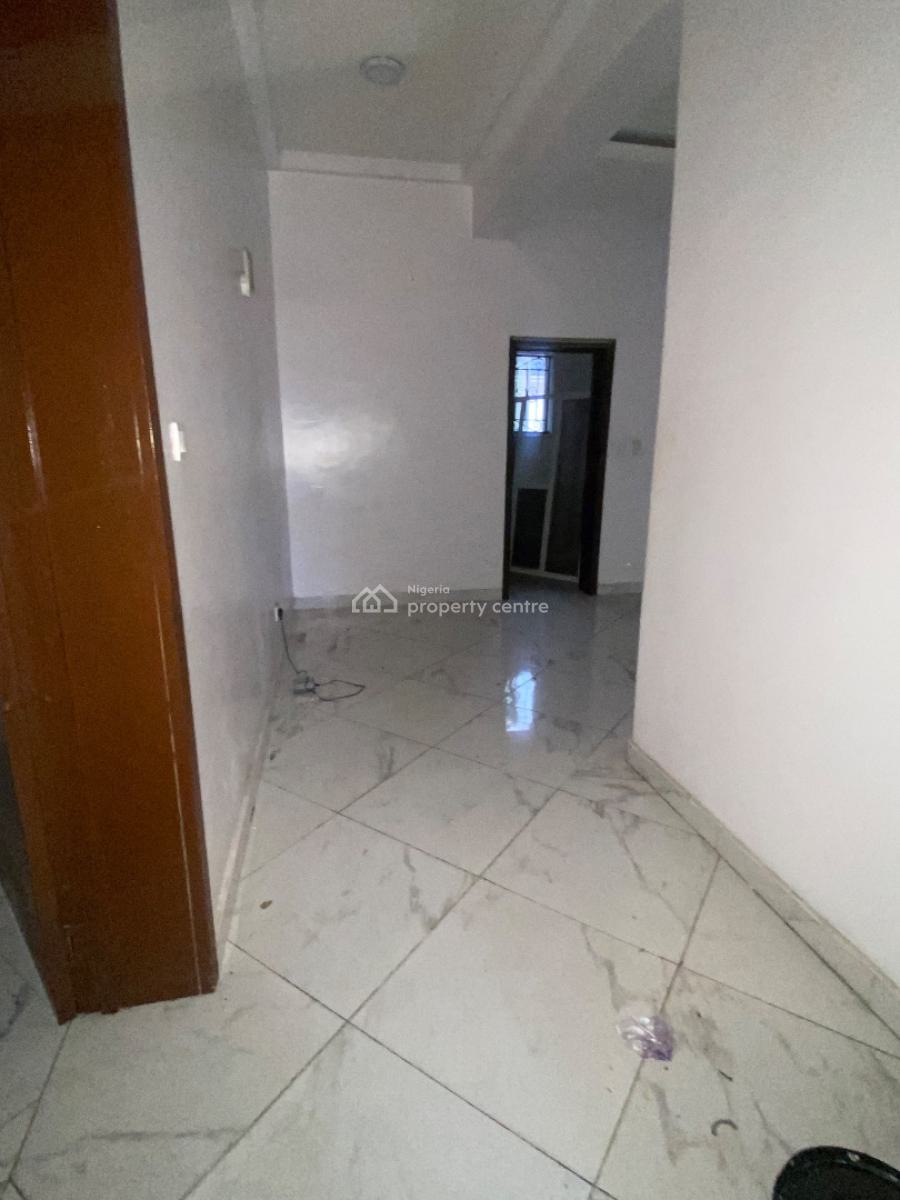 Luxury Spacious Serviced 2 Bedroom Flat, Chevron Lekki Lagos, Lekki, Lagos, Flat / Apartment for Rent