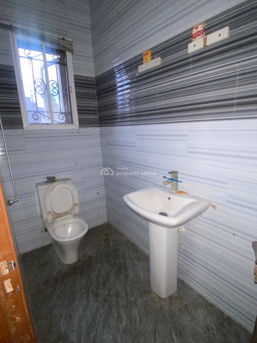Luxury Spacious Serviced 2 Bedroom Flat, Chevron Lekki Lagos, Lekki, Lagos, Flat / Apartment for Rent