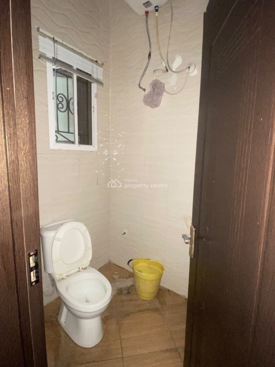 Luxury Spacious Serviced 2 Bedroom Flat, Chevron Lekki Lagos, Lekki, Lagos, Flat / Apartment for Rent