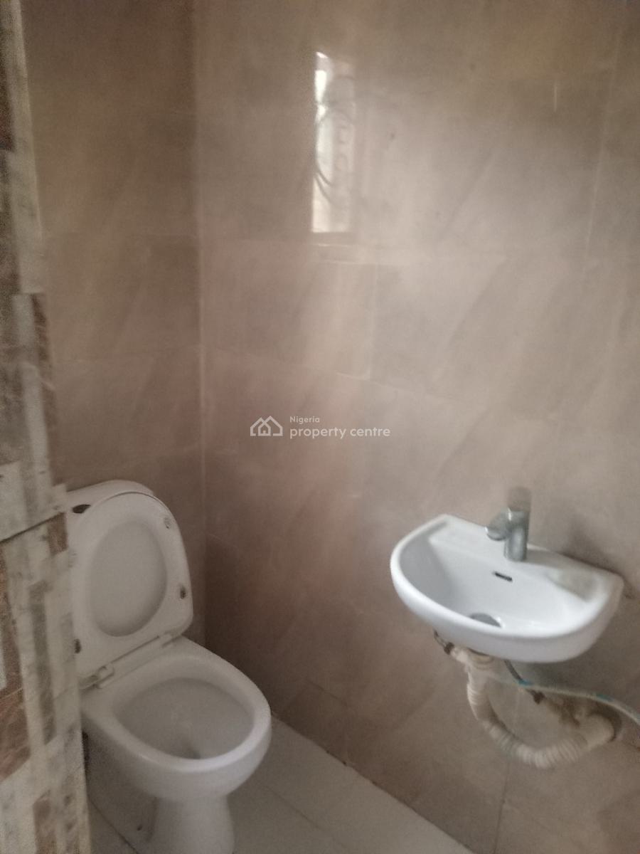 a Luxurious Standard Self Contained Apartment with Standard Shared Kit, Chevy View Estate Chevron Drive, Lekki, Lagos, Self Contain (single Rooms) for Rent