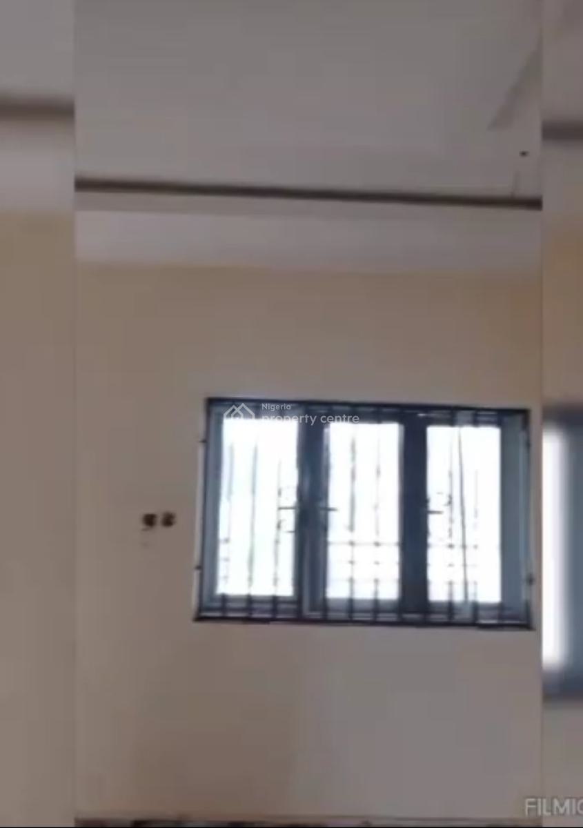 Distress Brand New Luxury 3 Bedrooms Flat in Serene Secured Environment, Jahi, Abuja, Flat / Apartment for Sale