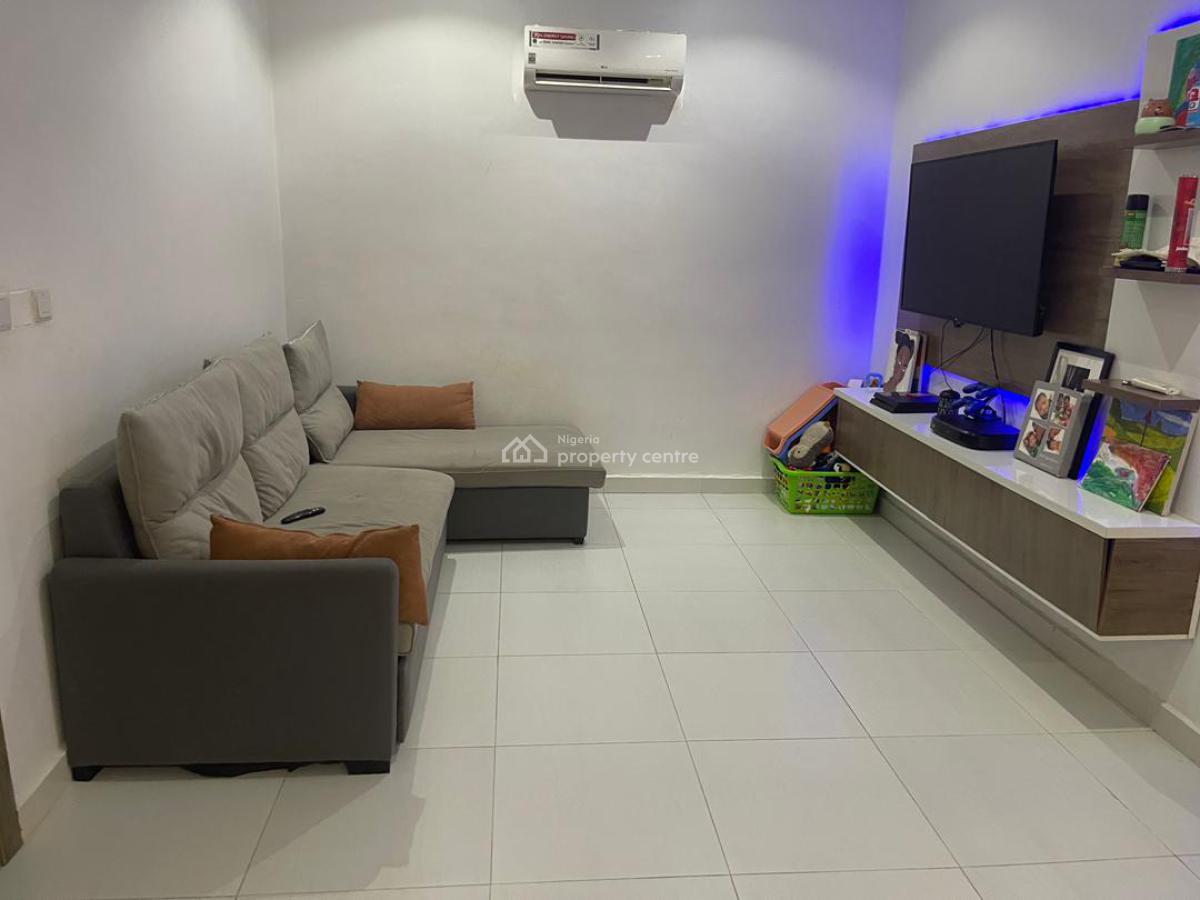 a Well Built 4 Bedroom Terrace Without Bq, Urban Shelter Estate, Dawaki, Gwarinpa, Abuja, Terraced Duplex for Rent