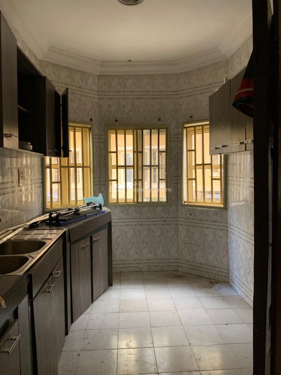 Very Spacious 3 Bedroom Apartment, Idado Estate, Lekki, Lagos, Flat / Apartment for Rent