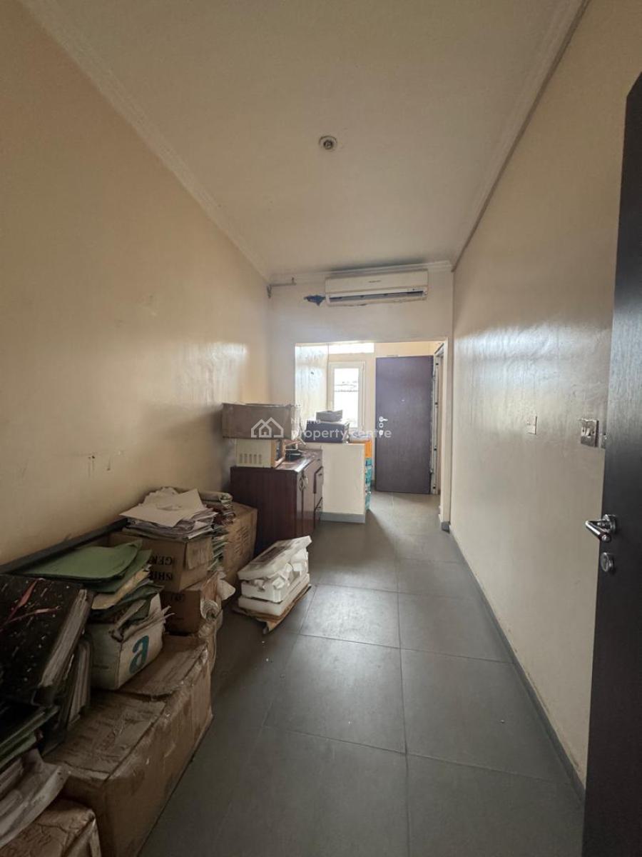 Office Use 2bedroom Flat, Lekki Phase1, Lekki Phase 1, Lekki, Lagos, Commercial Property for Rent
