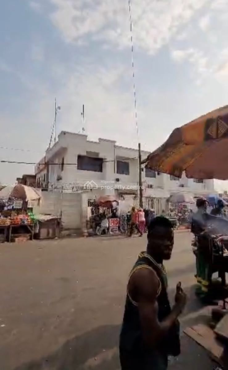 Commercial Property on Corner Piece Block of Offices Good for Any Purp, Onipan Ikorodu Road Lagos, Onipanu, Shomolu, Lagos, Plaza / Complex / Mall for Sale