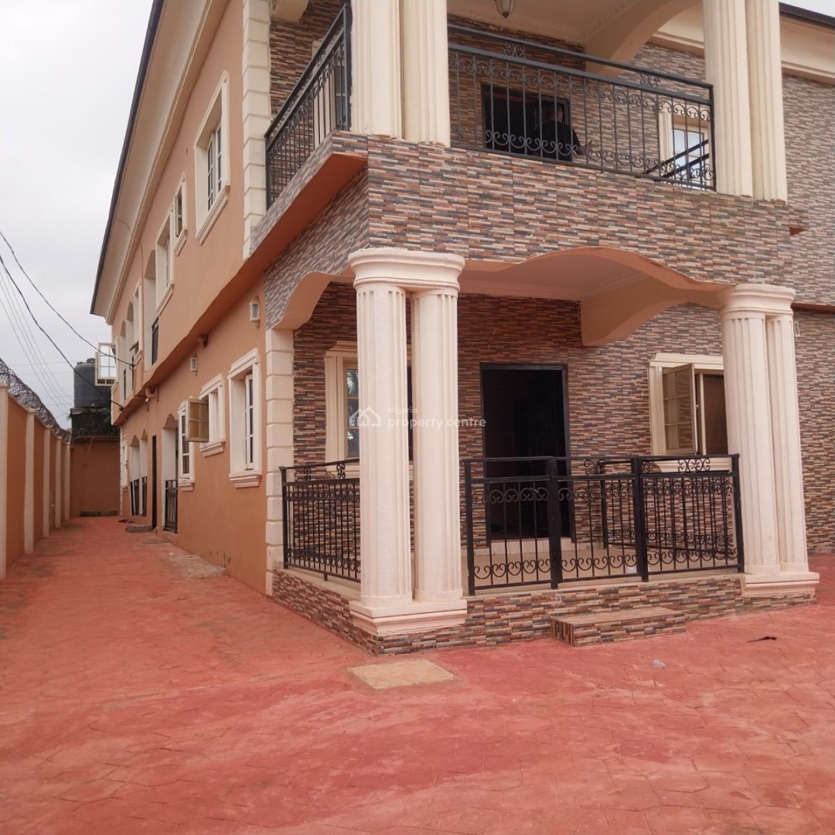 Lovely 4 Bedroom  Duplex  with 2 Units of 2 Bedroom Flat, Magboro, Magboro, Ogun, Detached Duplex for Sale