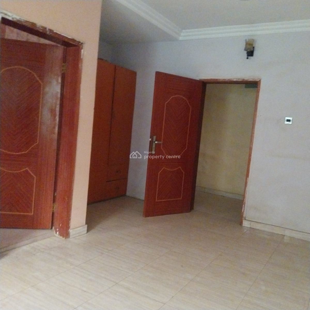 Lovely 4 Bedroom  Duplex  with 2 Units of 2 Bedroom Flat, Magboro, Magboro, Ogun, Detached Duplex for Sale
