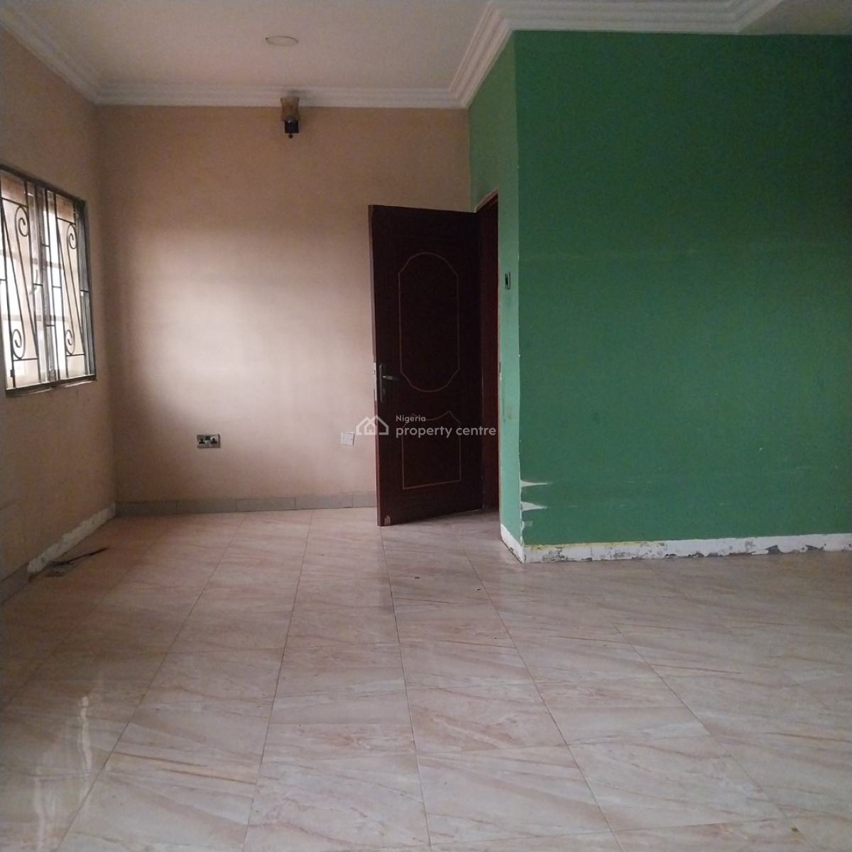 Lovely 4 Bedroom  Duplex  with 2 Units of 2 Bedroom Flat, Magboro, Magboro, Ogun, Detached Duplex for Sale