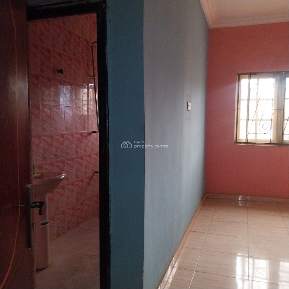 Lovely 4 Bedroom  Duplex  with 2 Units of 2 Bedroom Flat, Magboro, Magboro, Ogun, Detached Duplex for Sale