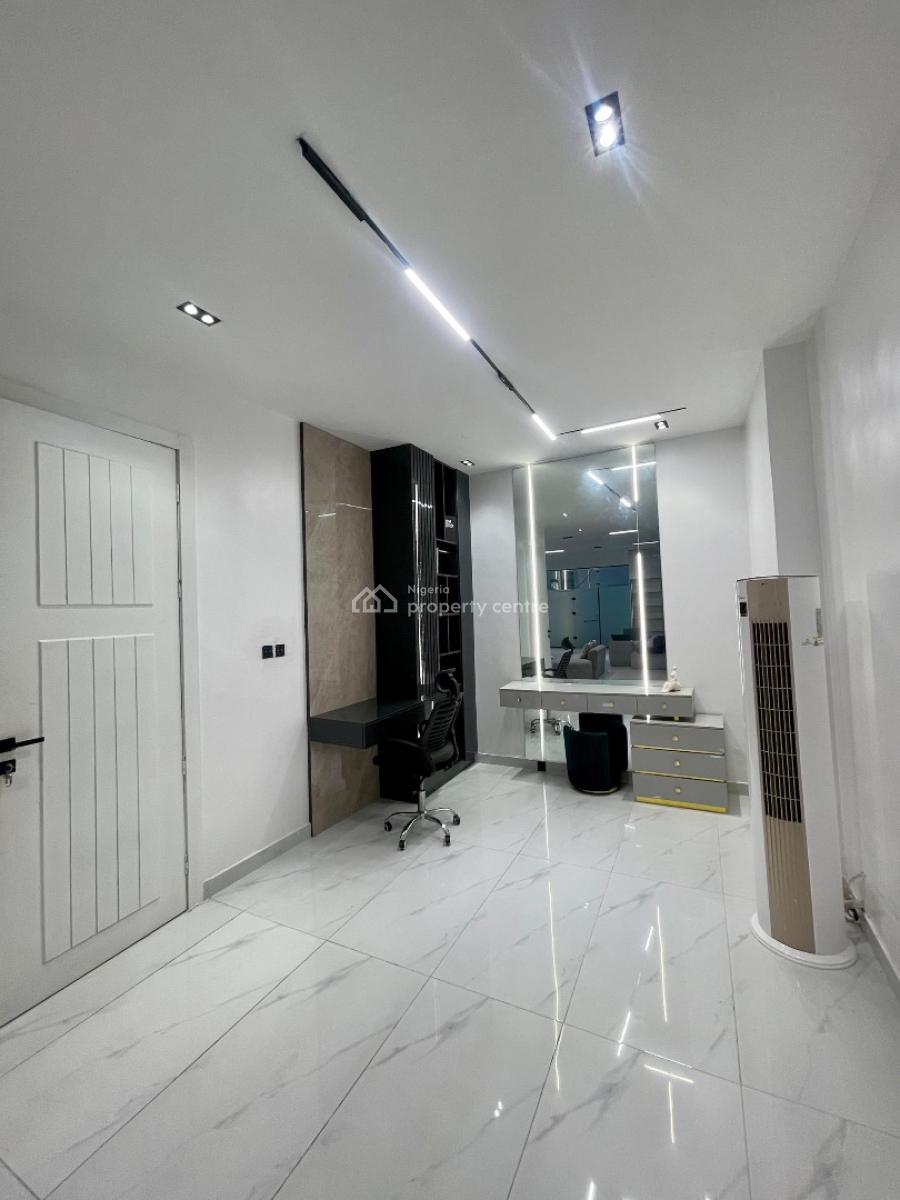 Ultra-luxury 5-bedroom Fully Detached Duplex with Cinema, Pool & Bq, Chevron, Lekki, Lagos, Detached Duplex for Sale