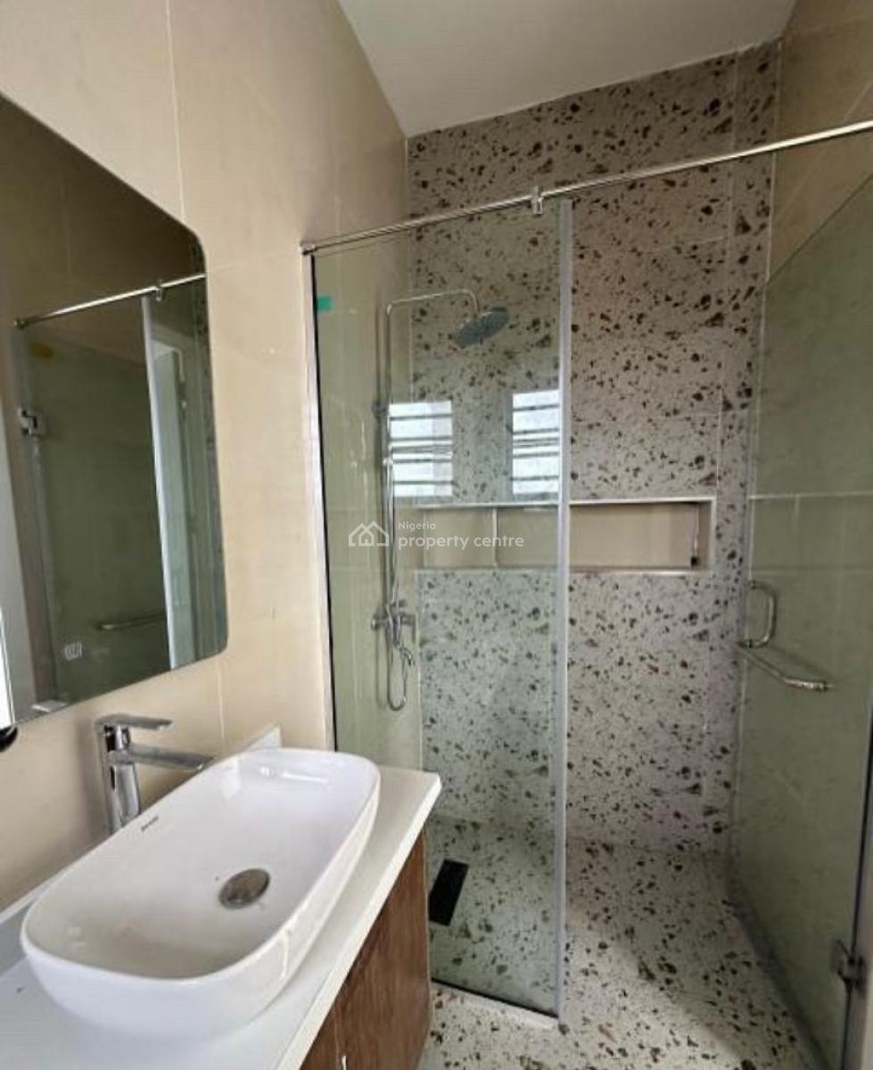 3 Bedroom Apartment with Swimming Pool, Gym, Lekki Phase 1, Lekki Phase 1, Lekki, Lagos, Flat / Apartment for Rent