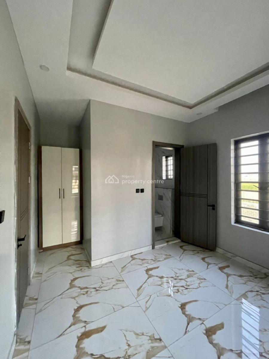 Beautiful 2-bedroom Apartment, Lekki Phase 1, Lekki, Lagos, Flat / Apartment for Sale