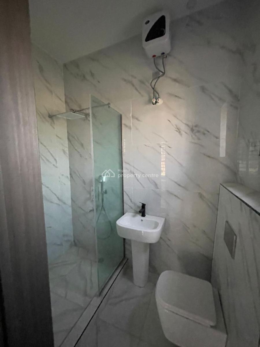 Beautiful 2-bedroom Apartment, Lekki Phase 1, Lekki, Lagos, Flat / Apartment for Sale
