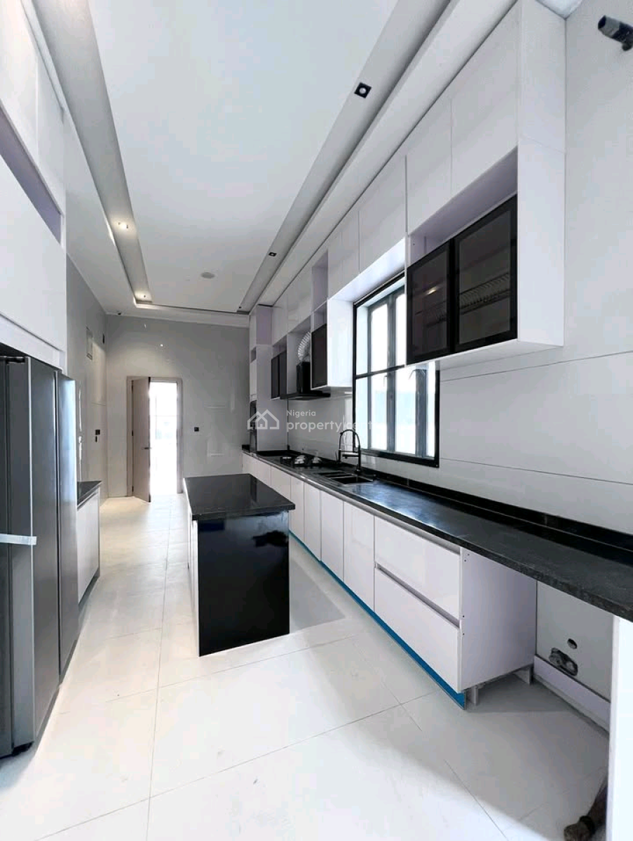 N330m Ikota Lekki Luxurious Duplex with Swimming*   5bedrooms Full, Ikota, Lekki, Lagos, House for Sale