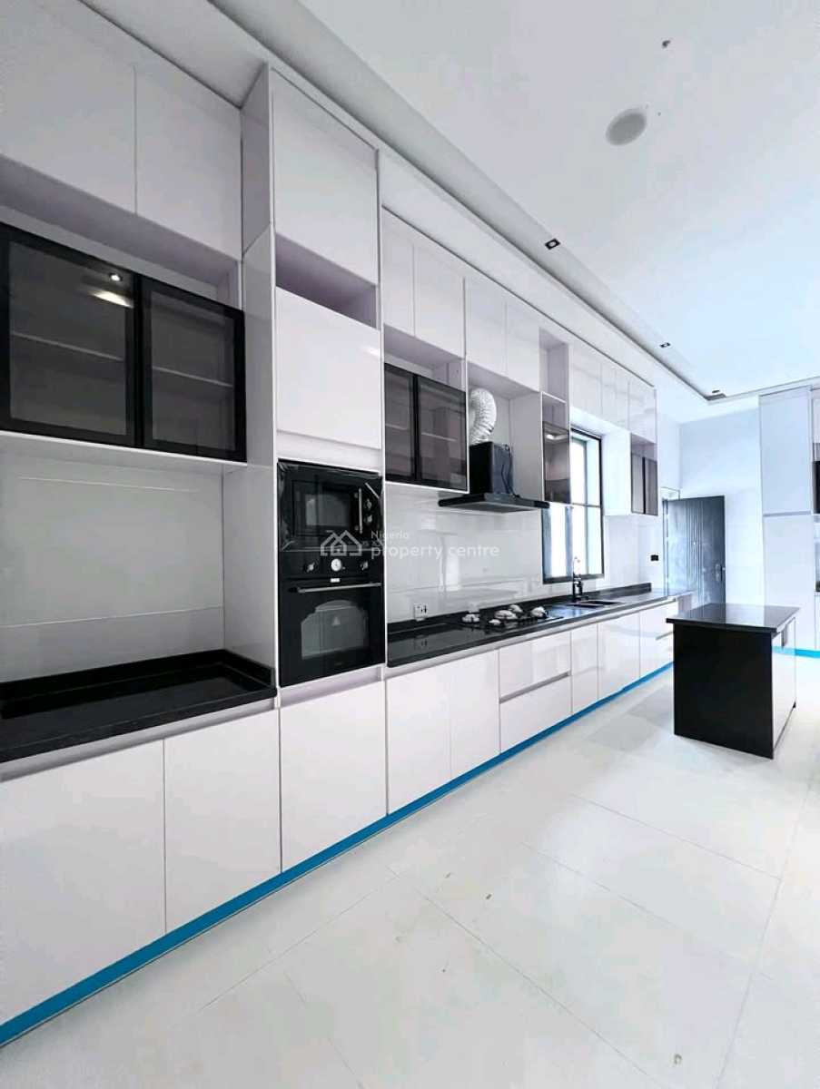 N330m Ikota Lekki Luxurious Duplex with Swimming*   5bedrooms Full, Ikota, Lekki, Lagos, House for Sale