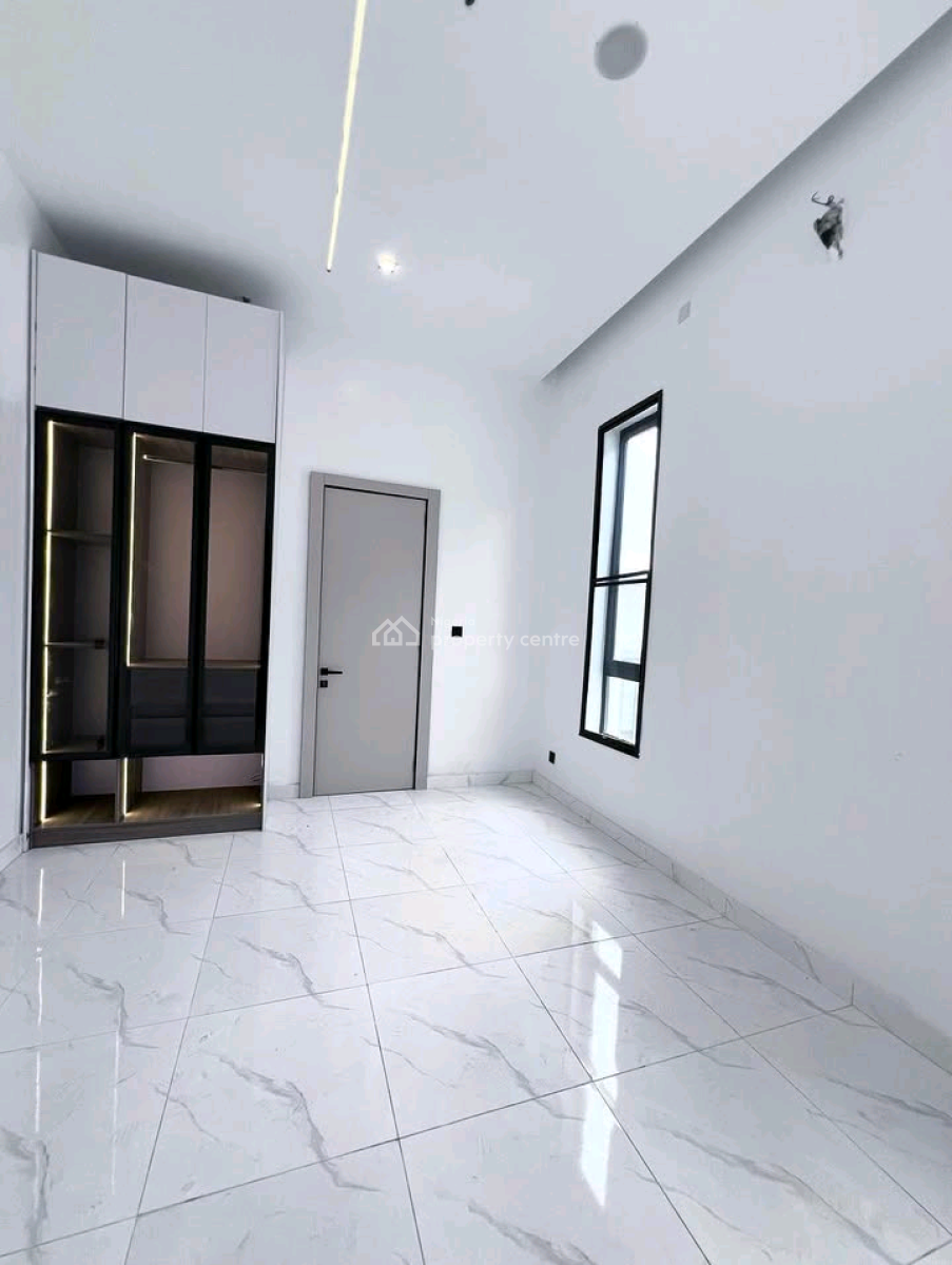 N330m Ikota Lekki Luxurious Duplex with Swimming*   5bedrooms Full, Ikota, Lekki, Lagos, House for Sale