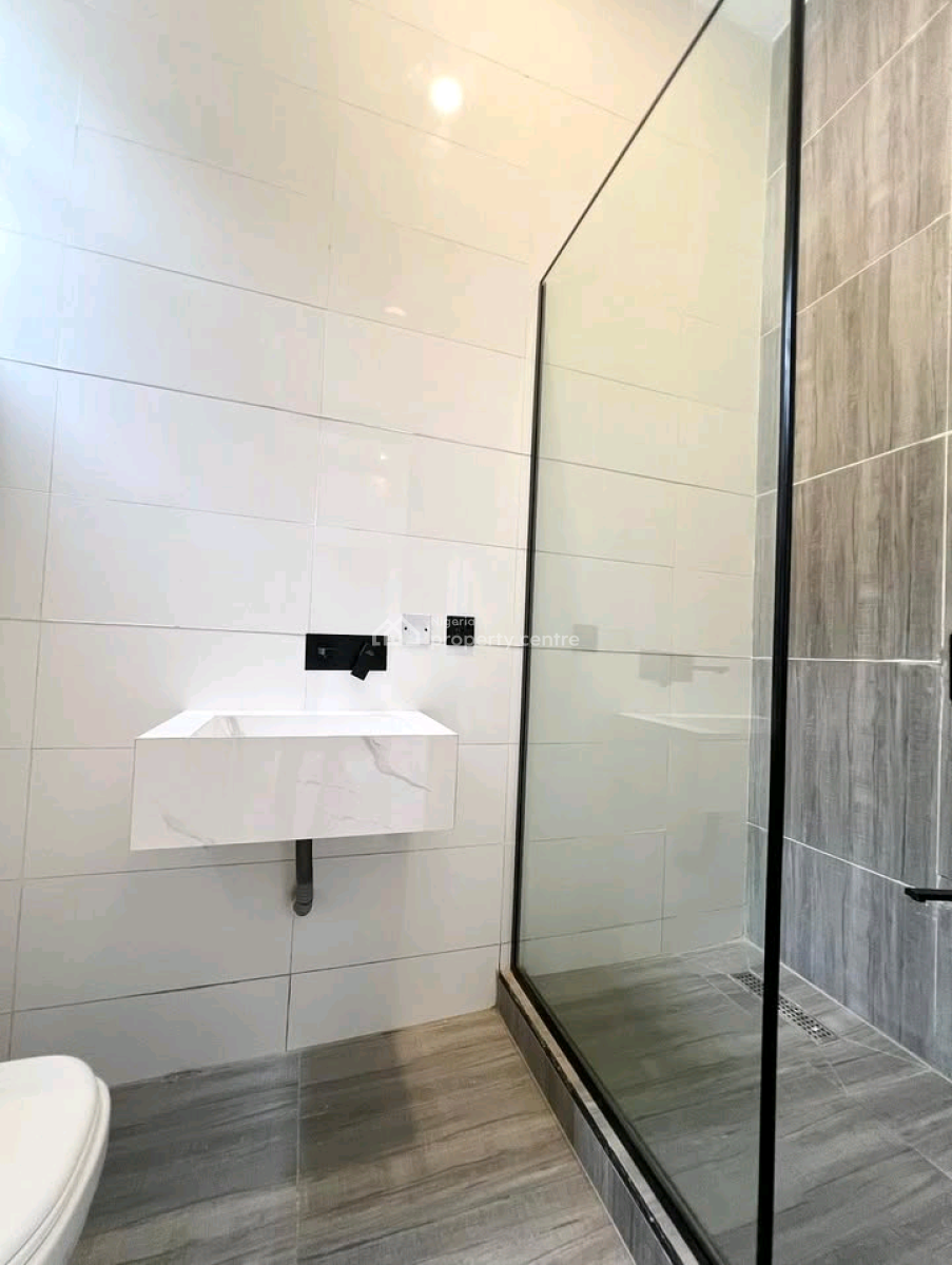 N330m Ikota Lekki Luxurious Duplex with Swimming*   5bedrooms Full, Ikota, Lekki, Lagos, House for Sale