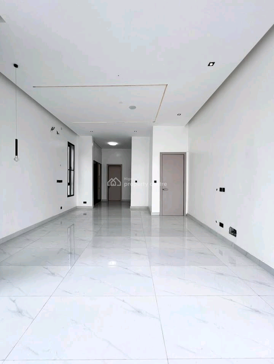 N330m Ikota Lekki Luxurious Duplex with Swimming*   5bedrooms Full, Ikota, Lekki, Lagos, House for Sale