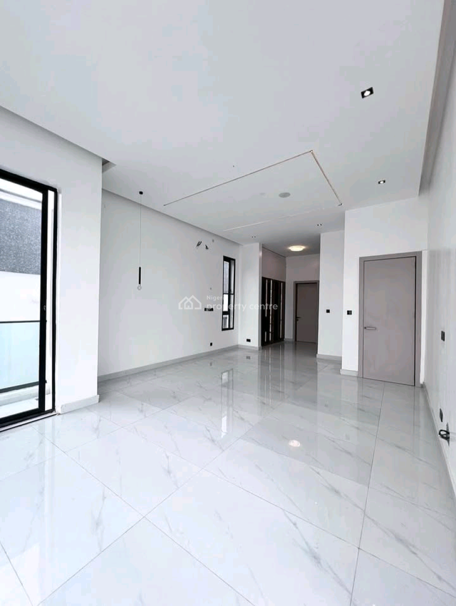 N330m Ikota Lekki Luxurious Duplex with Swimming*   5bedrooms Full, Ikota, Lekki, Lagos, House for Sale