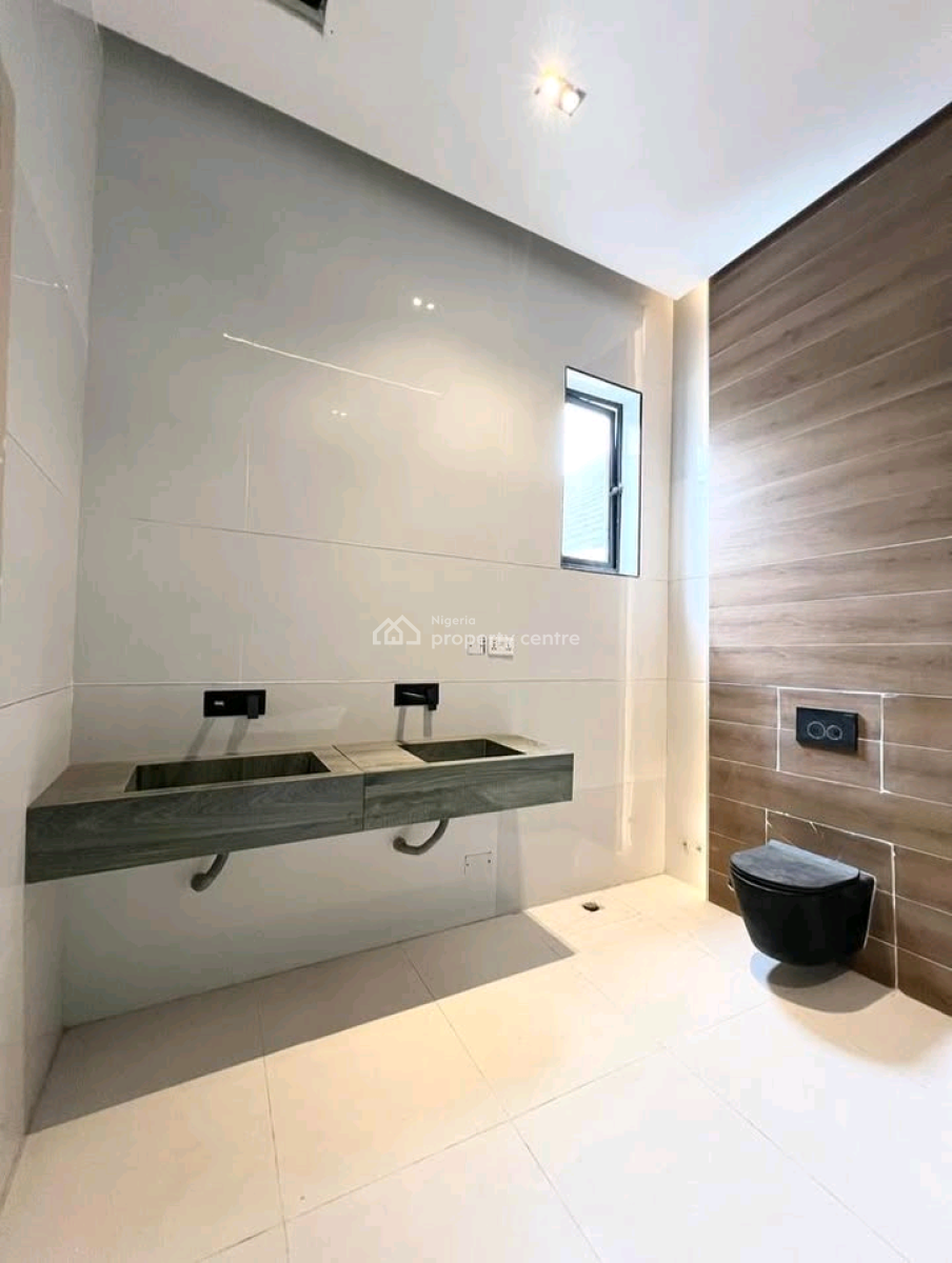 N330m Ikota Lekki Luxurious Duplex with Swimming*   5bedrooms Full, Ikota, Lekki, Lagos, House for Sale