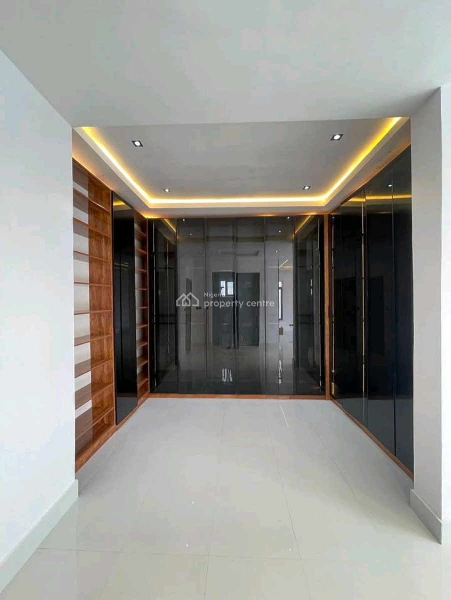 N300m Ajah Luxurious Duplex with Swimming Pool & Gym*   5bedrooms, Ajah, Lagos, House for Sale