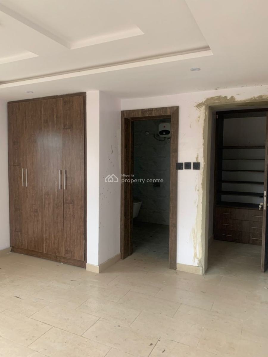 Spacious 3 Bedroom Apartment with Acs, Off Admiralty Way, Lekki Phase 1, Lekki, Lagos, Flat / Apartment for Rent