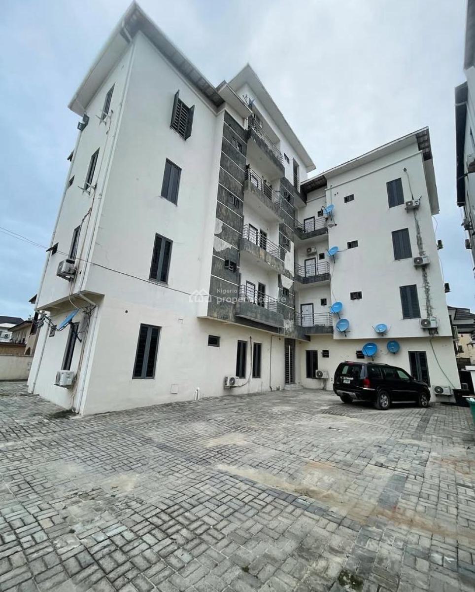 3 Bedroom Apartment in a Secured Neighborhood, Ikate, Lekki, Lagos, Flat / Apartment for Rent