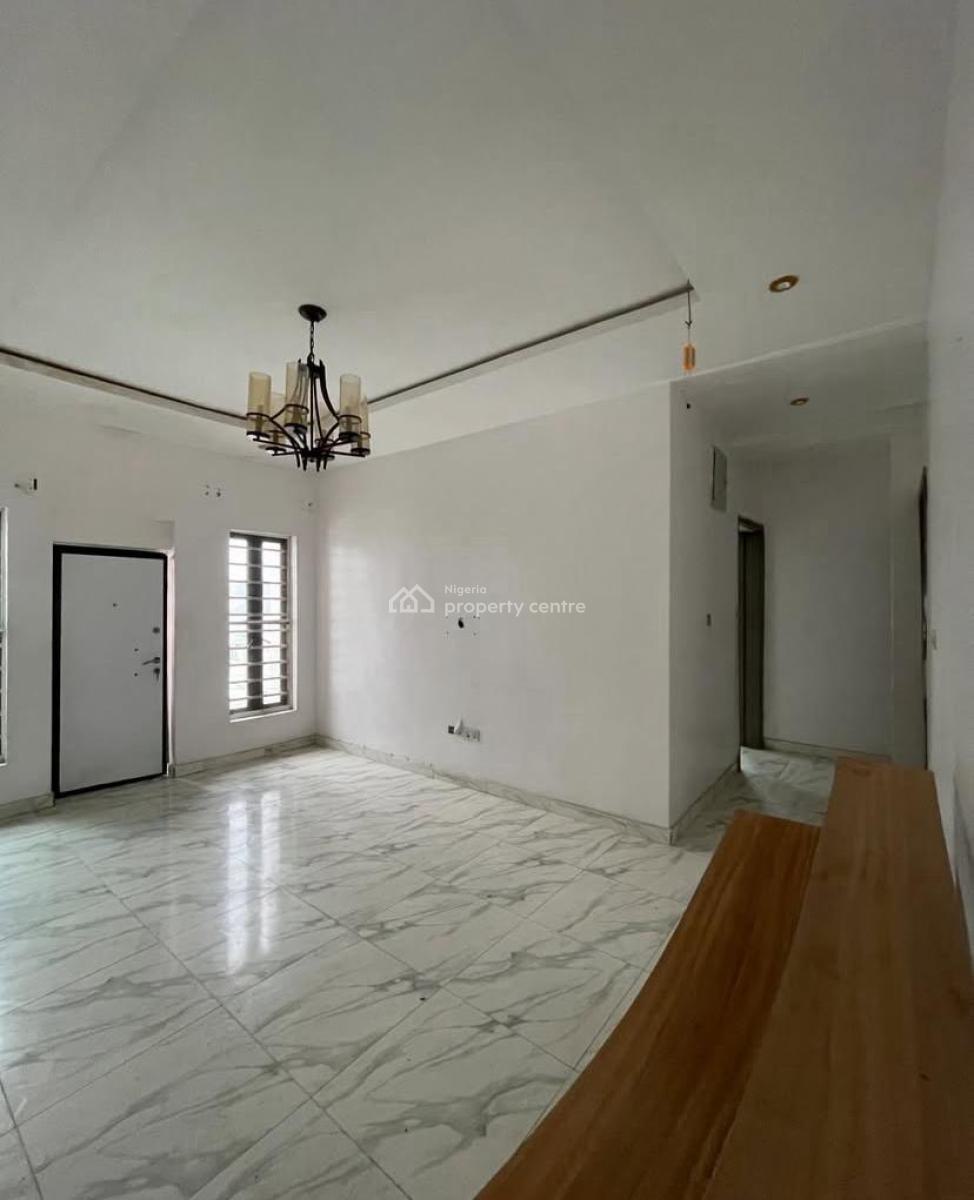 3 Bedroom Apartment in a Secured Neighborhood, Ikate, Lekki, Lagos, Flat / Apartment for Rent